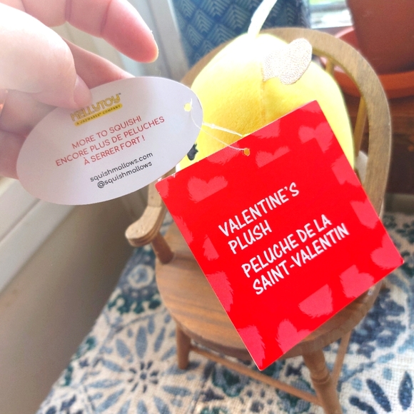 BNWT Nixie the Butterfly 5" Squishmallow - Picture 4 of 8